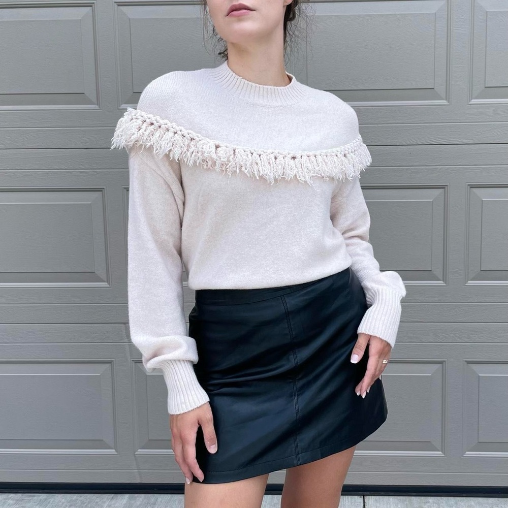 Sanctuary fringe cream sweater size large